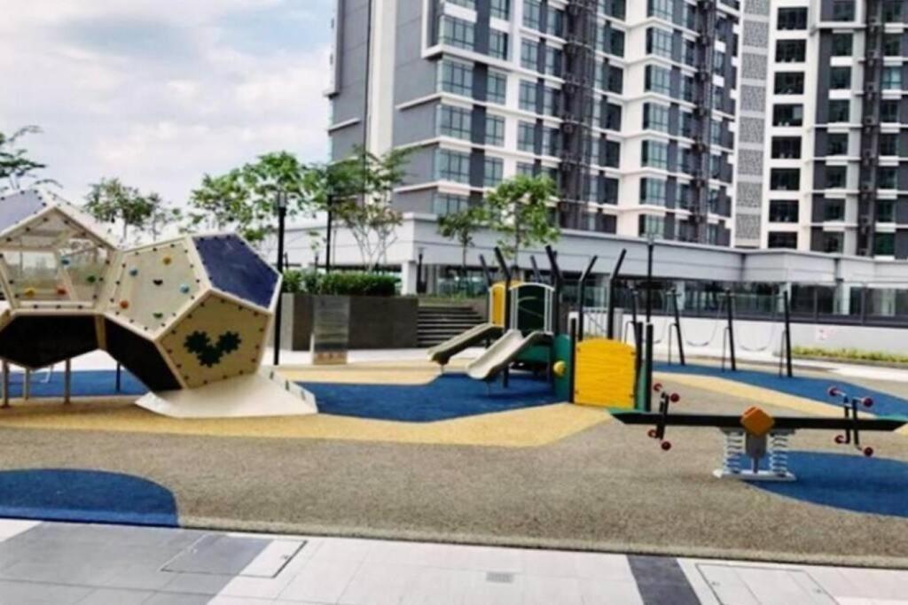Kenwingston Cyberjaya Free Wifi By Premium Stay Eksteriør bilde